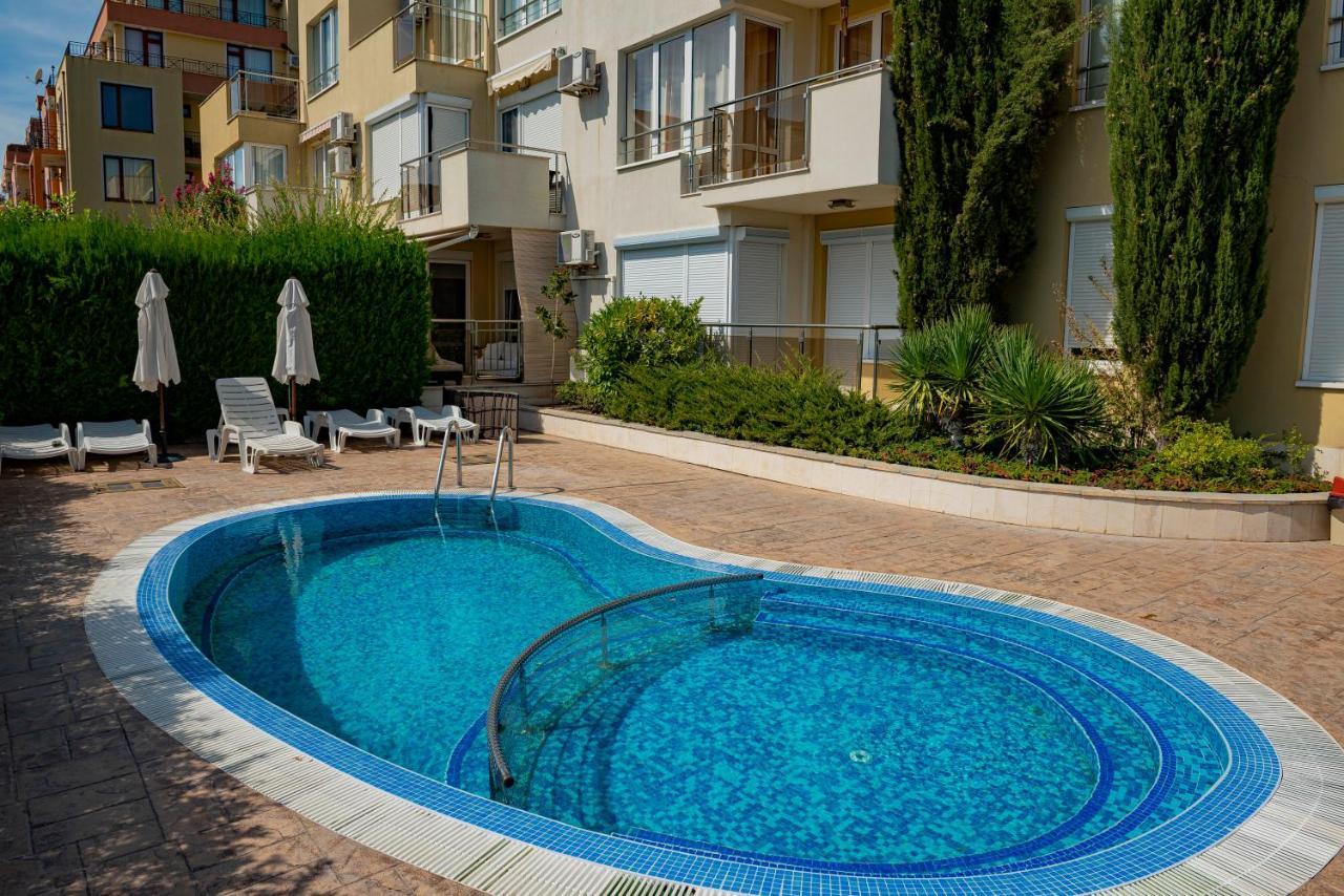 Menada Belle View Apartments Свети-Влас Экстерьер фото