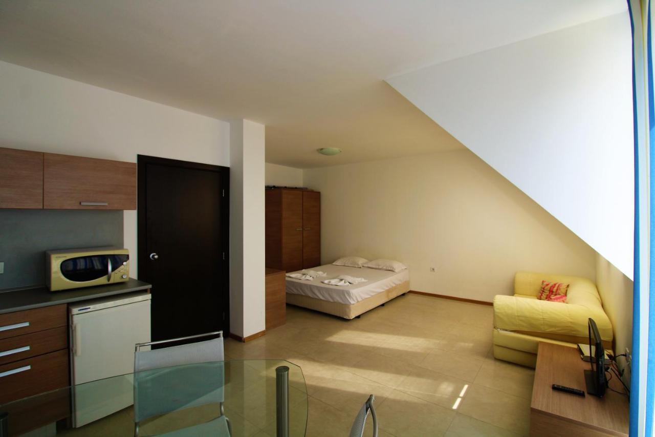 Menada Belle View Apartments Свети-Влас Экстерьер фото
